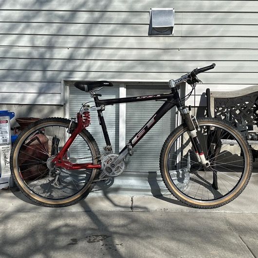 Gt LTS-1 Aluminum Mountain Bike