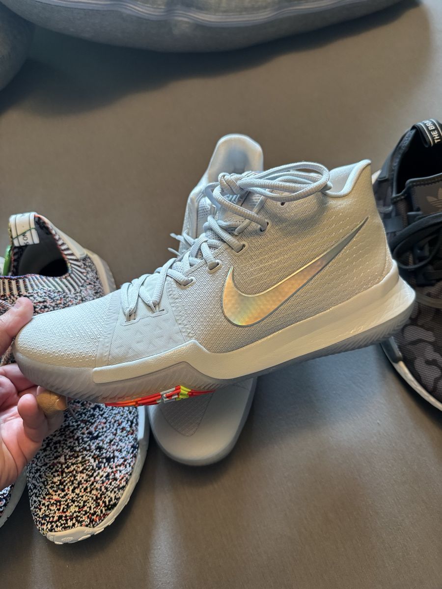 New unworn (no boxes) size 11 shoes 