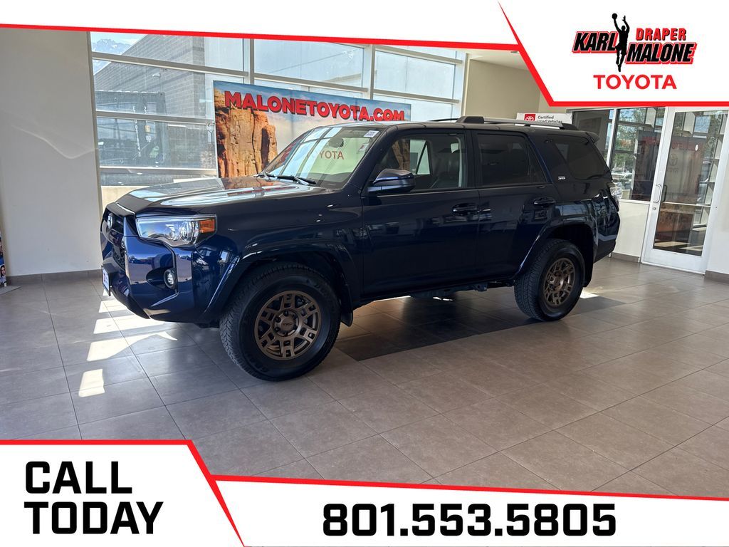 2022 Toyota 4Runner SR5