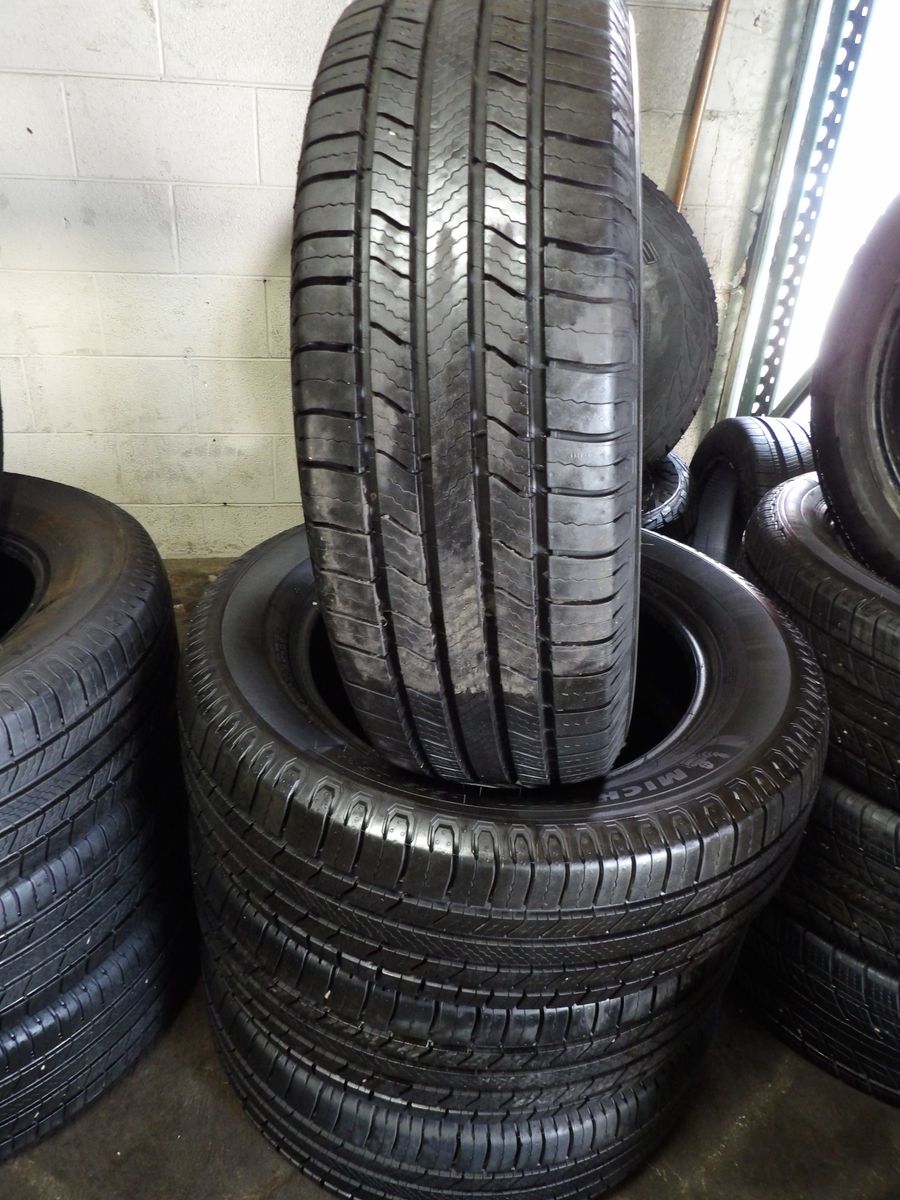 235/60R18 MICHELIN DEFENDER 2 SET OF USED TIRES