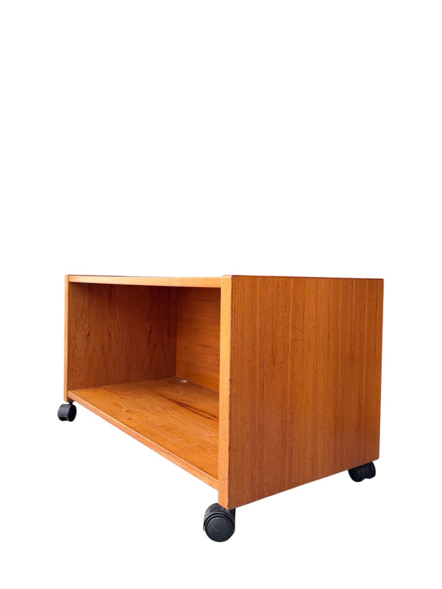 Main image 4