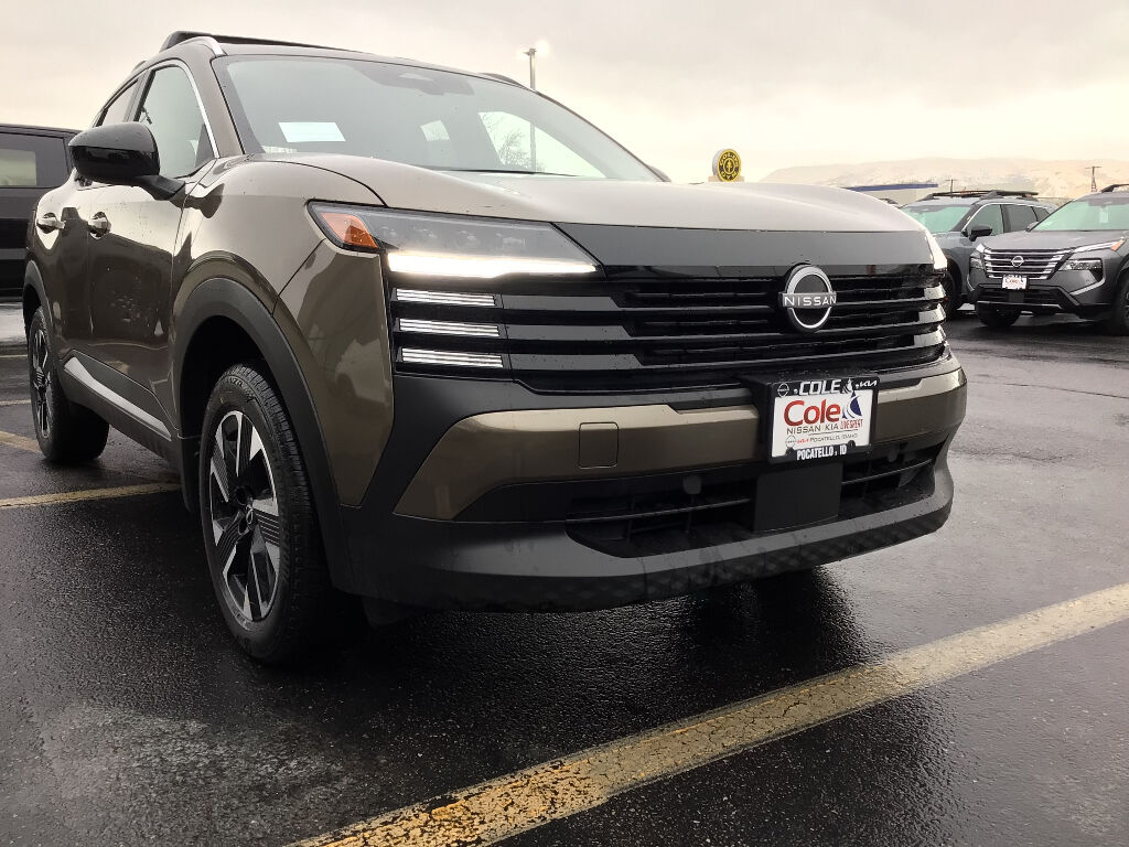 2026 Nissan Kicks SV