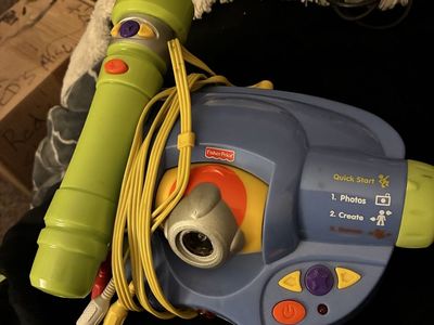 Fisher-Price Kid-Tough Digital Camera & Video System Blue Green
