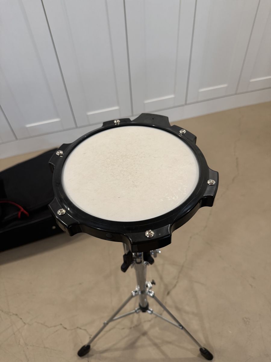 Main image 5