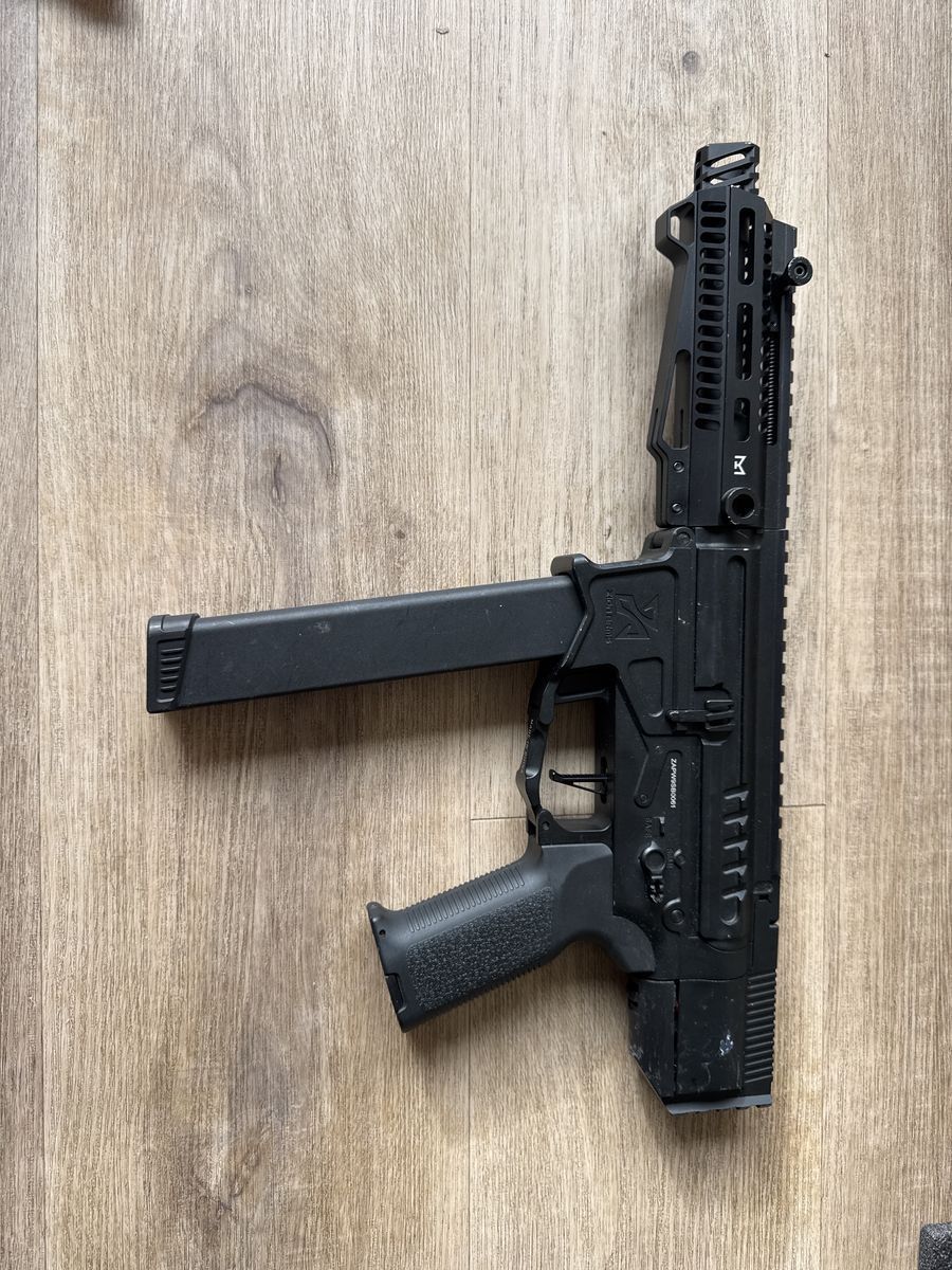 Airsoft rifle – good condition.