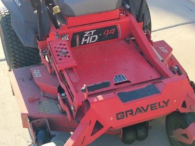 GRAVELY HEAVY DUTY LAWN MOWER