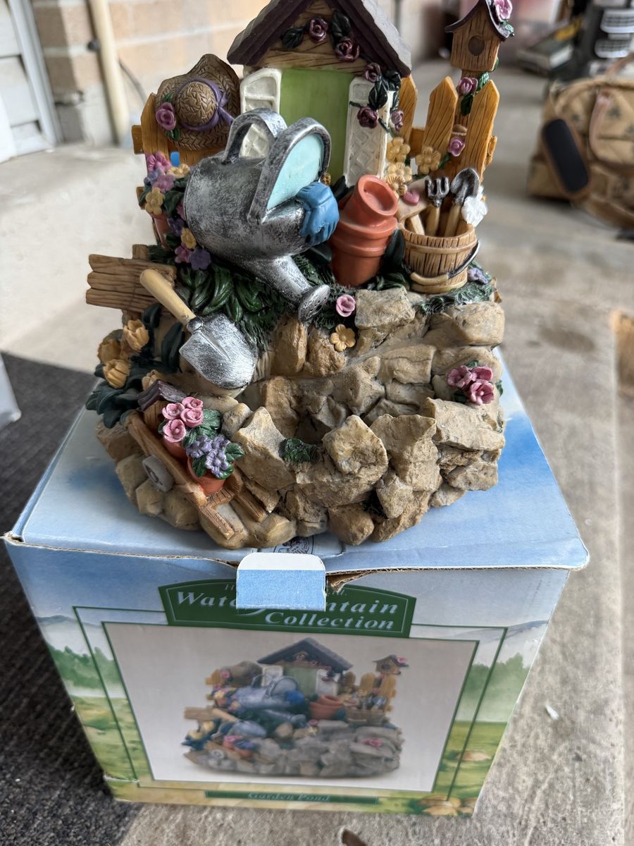 Home Waterfountain Collection Garden Pond Resin Decor with Original Box