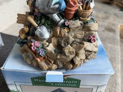 Home Waterfountain Collection Garden Pond Resin Decor with Original Box