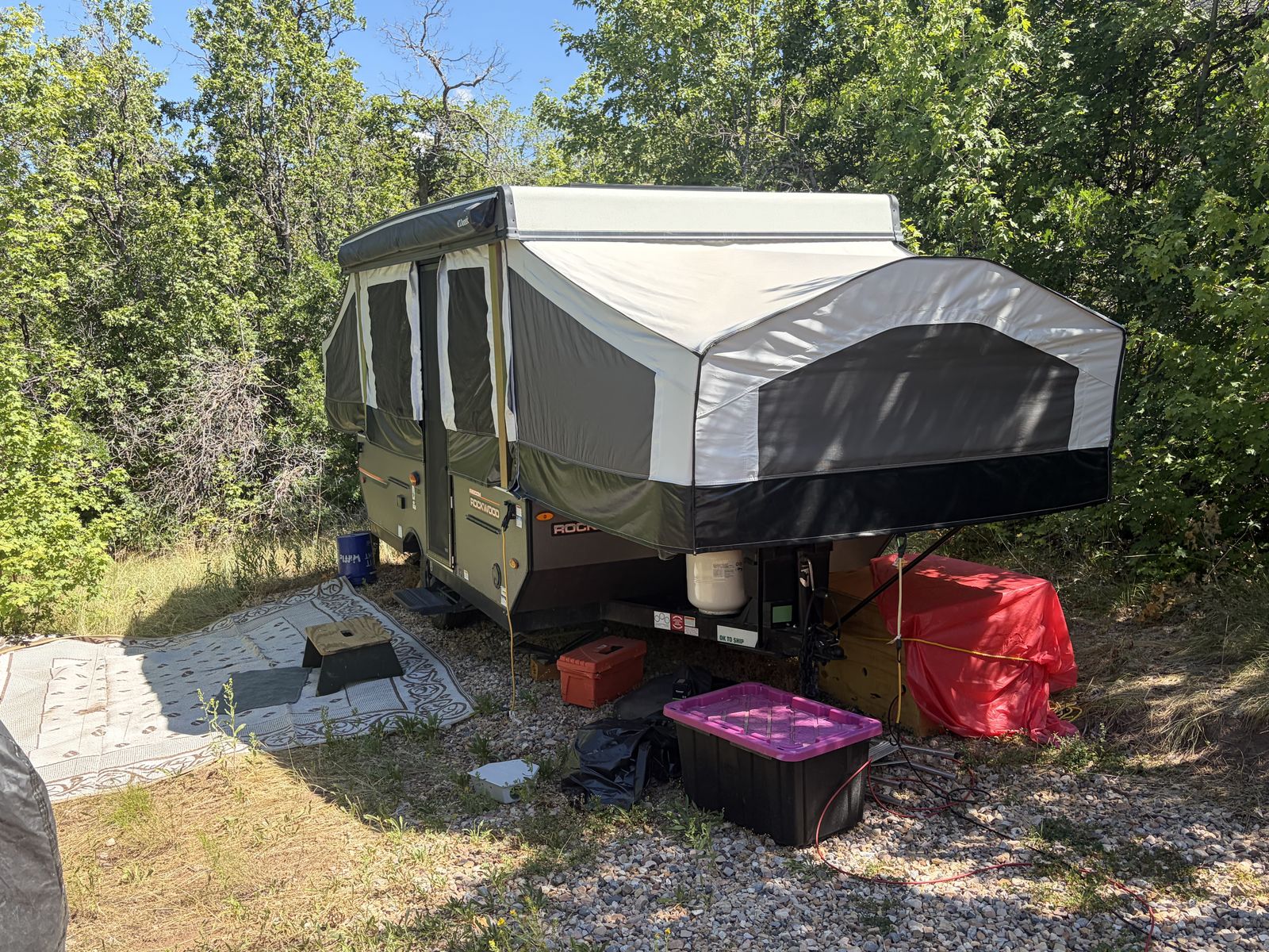 Tent trailer