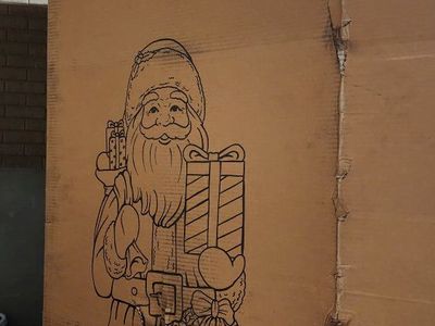 New: Member's Mark Pre-lit 6 ft Santa yard decoration (indoor/outdoor)