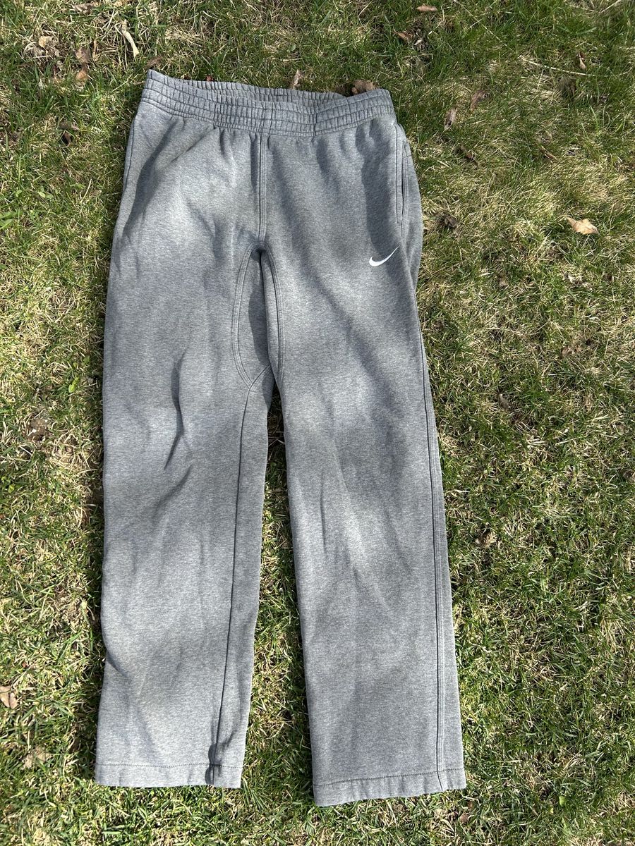 Nike Mens Small Thick Fleece Gray Sweatpants