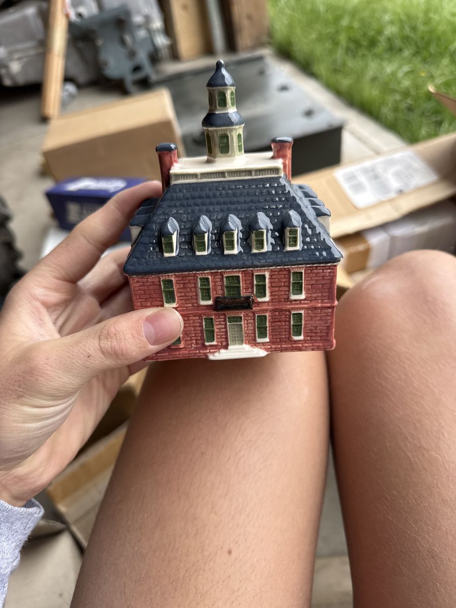 Governors Palace Miniature Porcelain