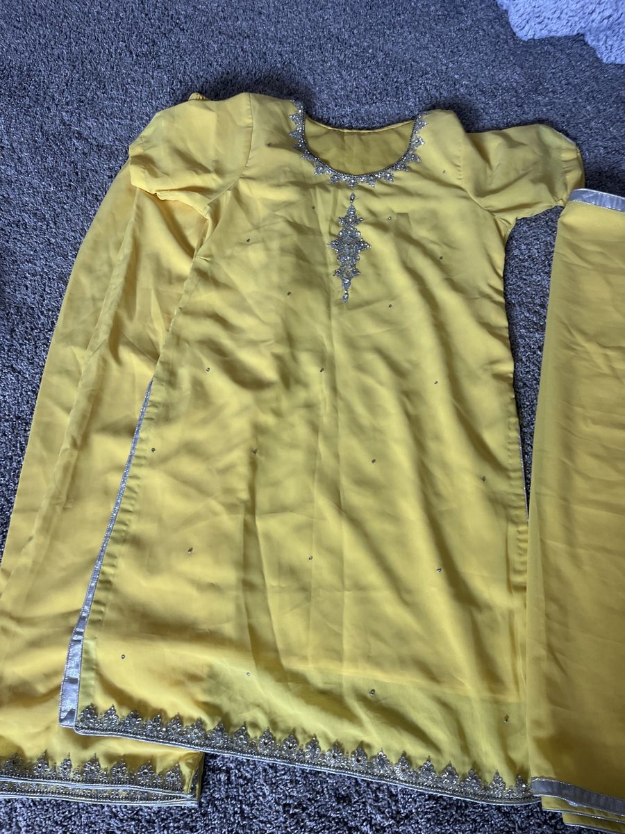 Yellow Embellished Salwar Kameez Suit Set Size Large