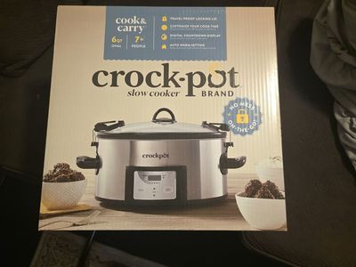 Crock-Pot 6-Quart Oval Cook & Carry Slow Cooker with Digital Countdown - Stainless Steel
