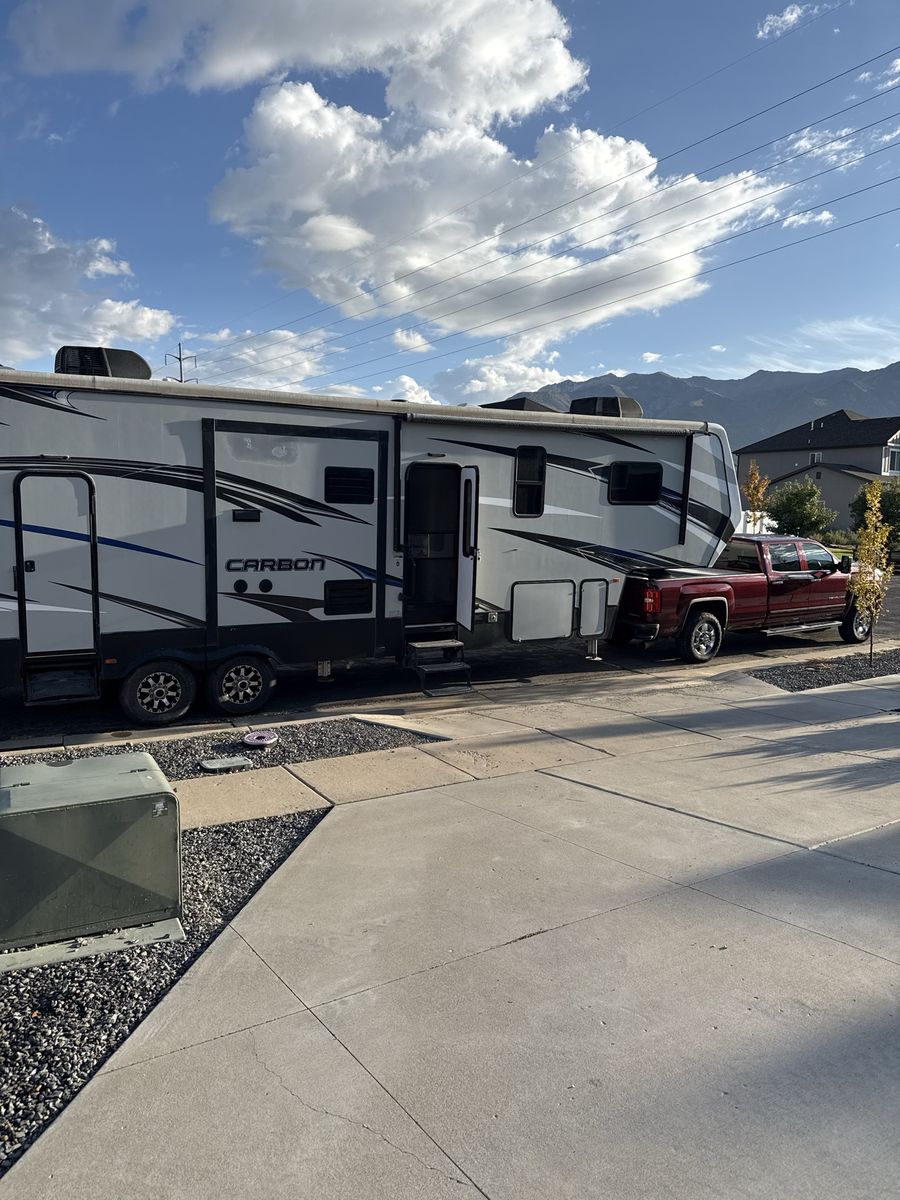 2017 Keystone Carbon Toy Hauler Travel Trailer
