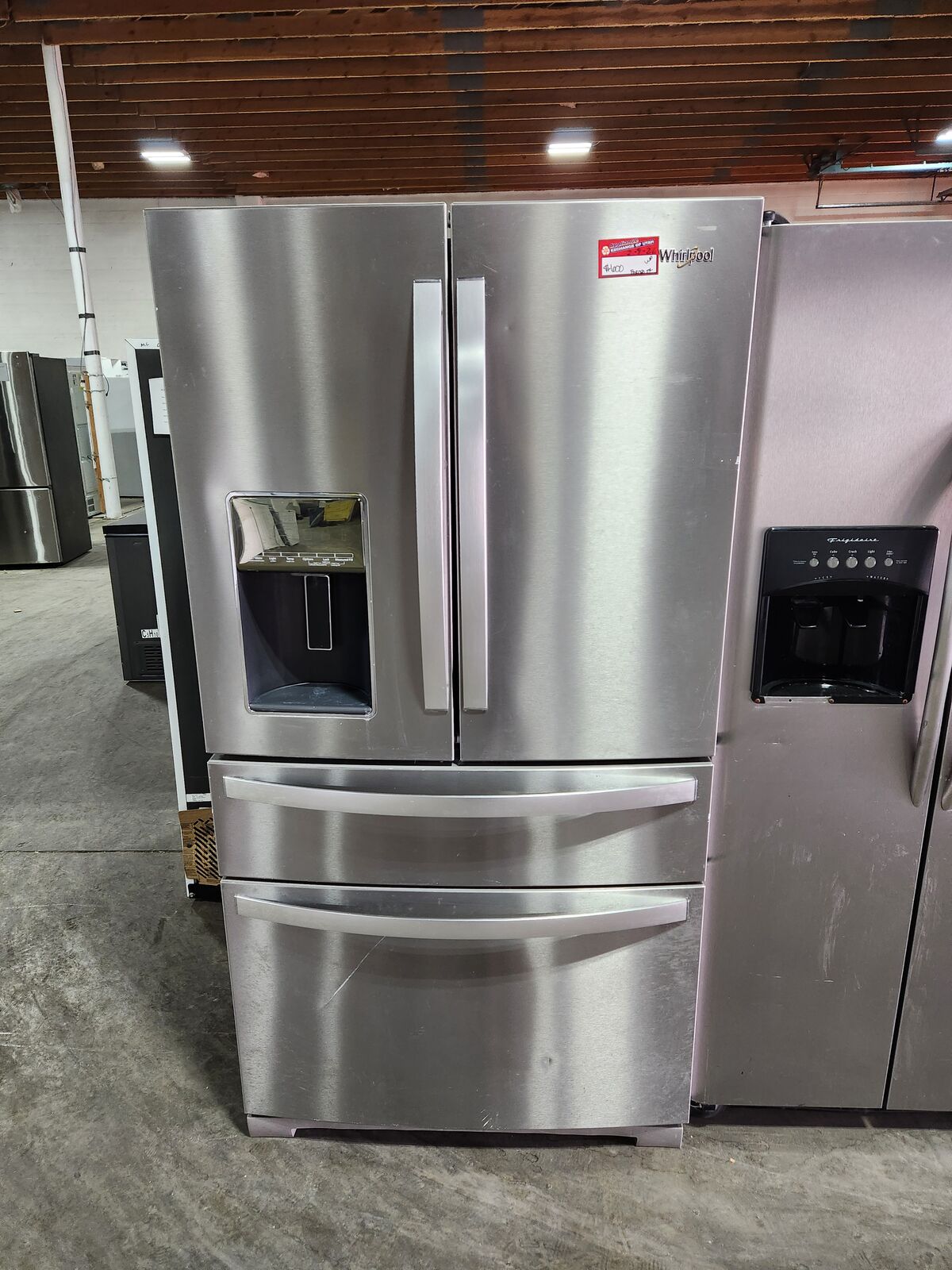 BEAUTIFUL WHIRLPOOL STAINLESS STEEL 4 DOOR FRENCHDOOR FRIDGE!