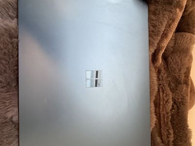Surface Laptop 2 (Blue) i7 8GB RAM 256 GB SSD