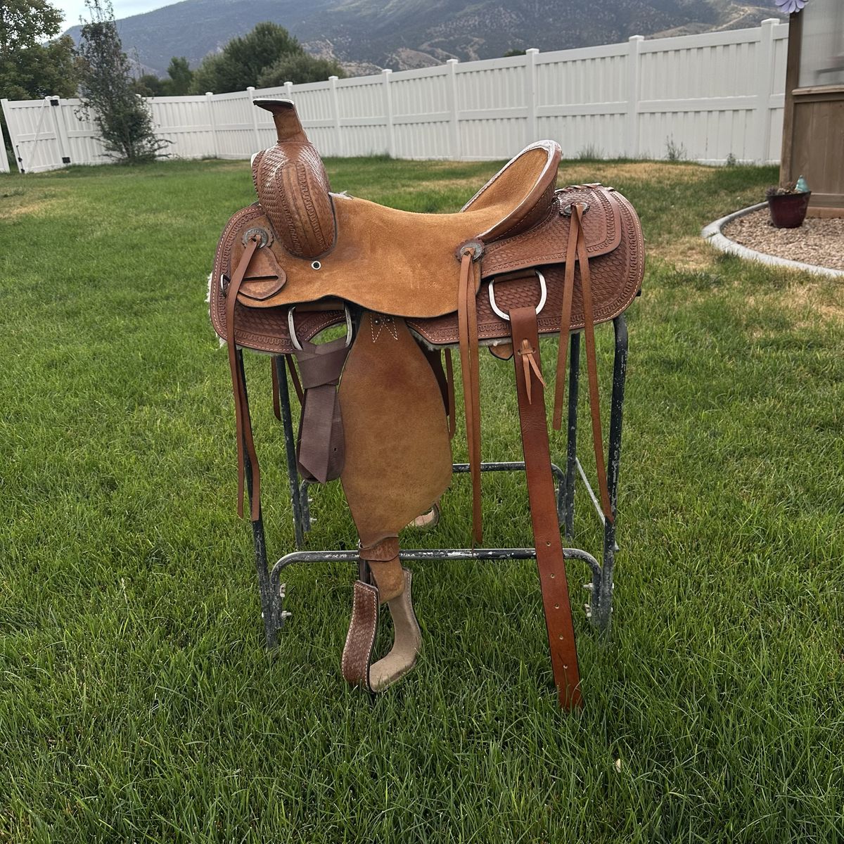 15” Saddle