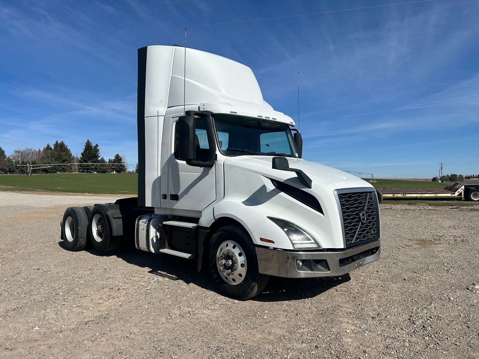 2020 Volvo D13 6x2 Truck