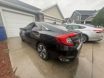 2017 HONDA CIVIC EX