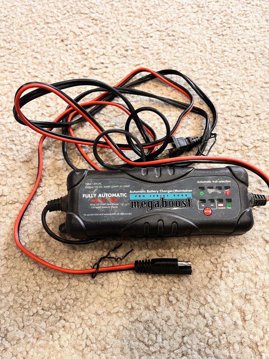 Megaboost Pro Series 4000 Automatic 6V/12V 4A/2A Battery Charger & Maintainer for Lead-Acid