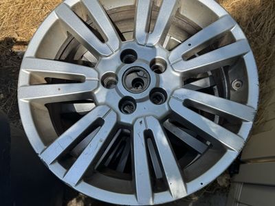 Land rover 2010 lr4 Set of Silver Multi-Spoke Alloy Wheels / Rims