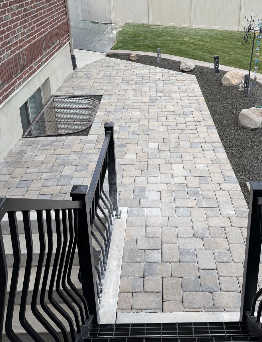 1000+ Belgard Pavers