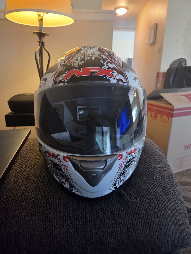 AFX FX-76 Skull Graphic Full Face Motorcycle Helmet - White/Red/Black, DOT Approved