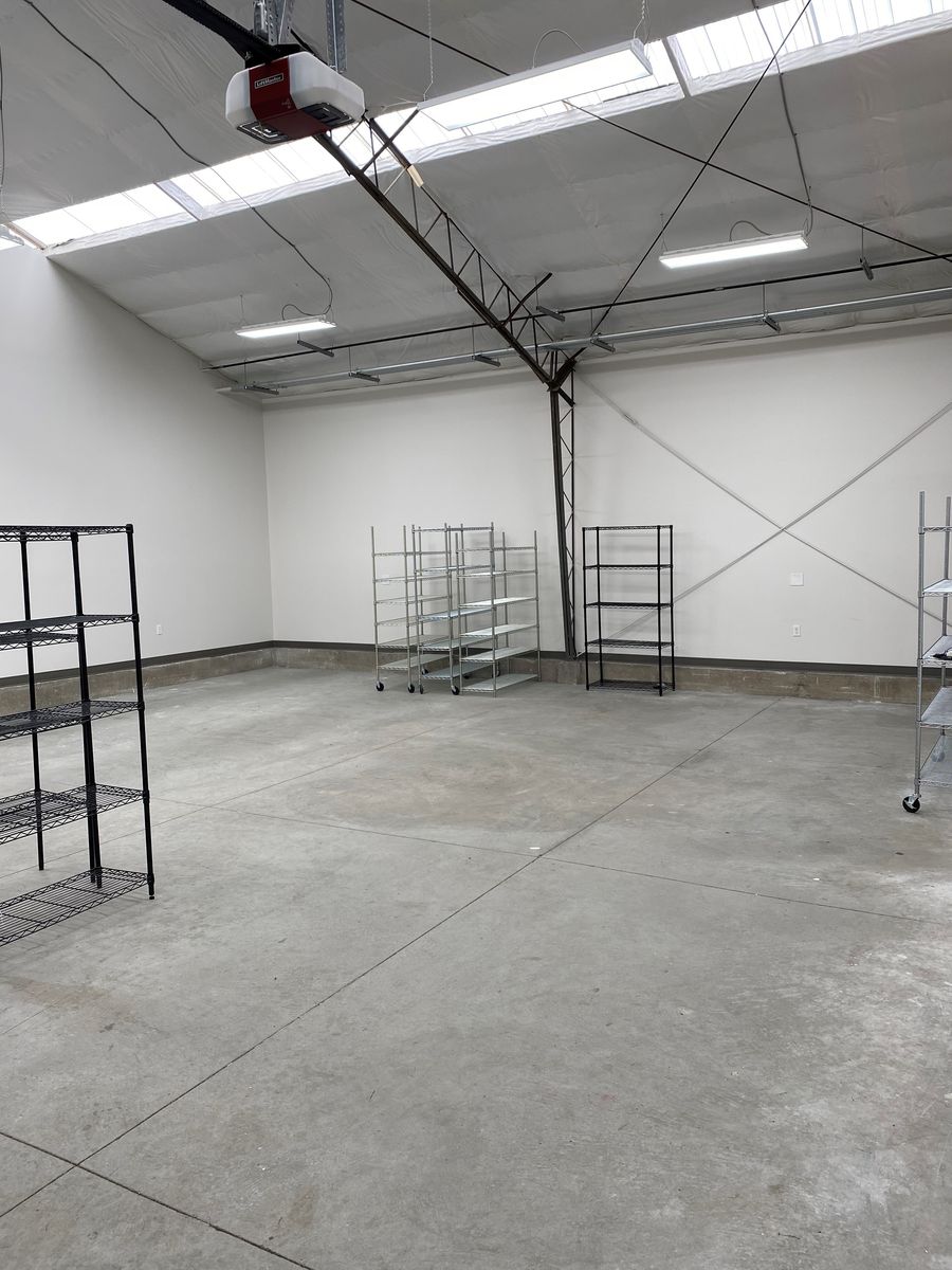 Main image 6