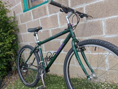 USA TREK 7000 16" Aluminum Hardtail mountainbike!!