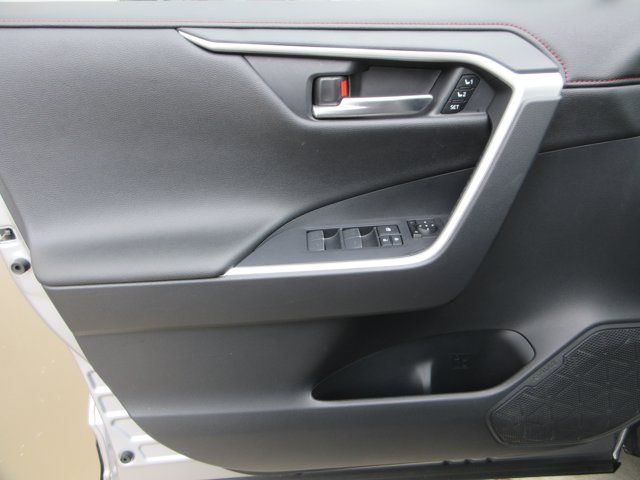 Main image 31