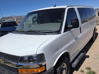 2013 CHEVROLET EXPRESS PASSENGER LT