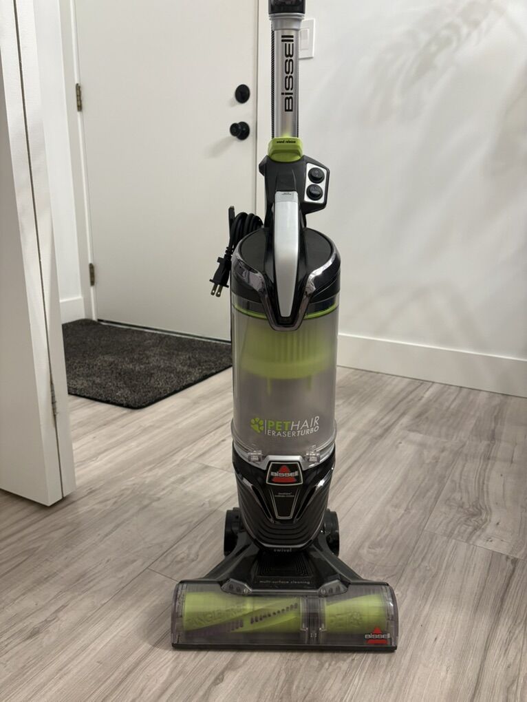 Bissel Pet Force Eraser Vacuum