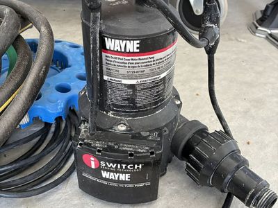SUBMERSIBLE WAYNE PUMP