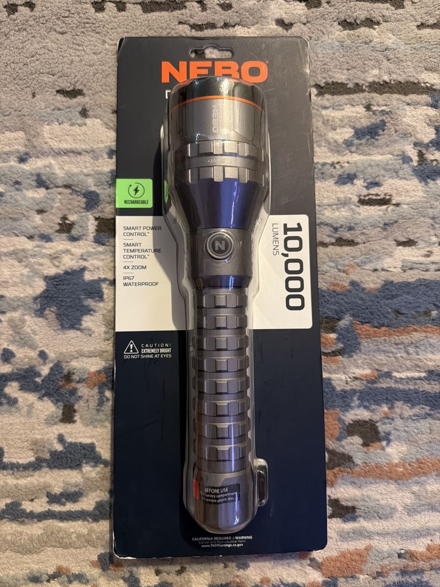 NEBO DAVINCI Rechargeable Flashlight & Portable Charger 10,000 lumens