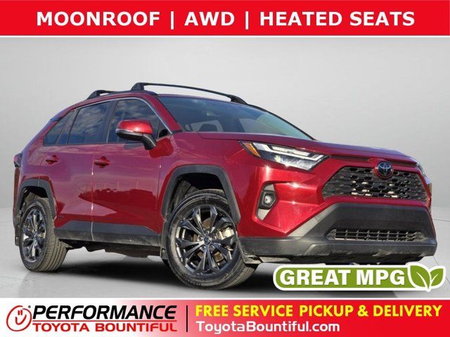 2025 Toyota RAV4 XLE Premium