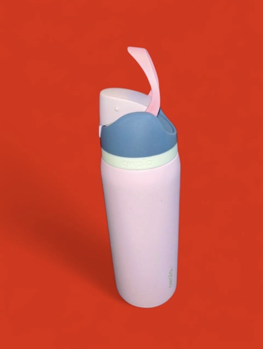 Owala Pink 32 OZ Water Bottle
