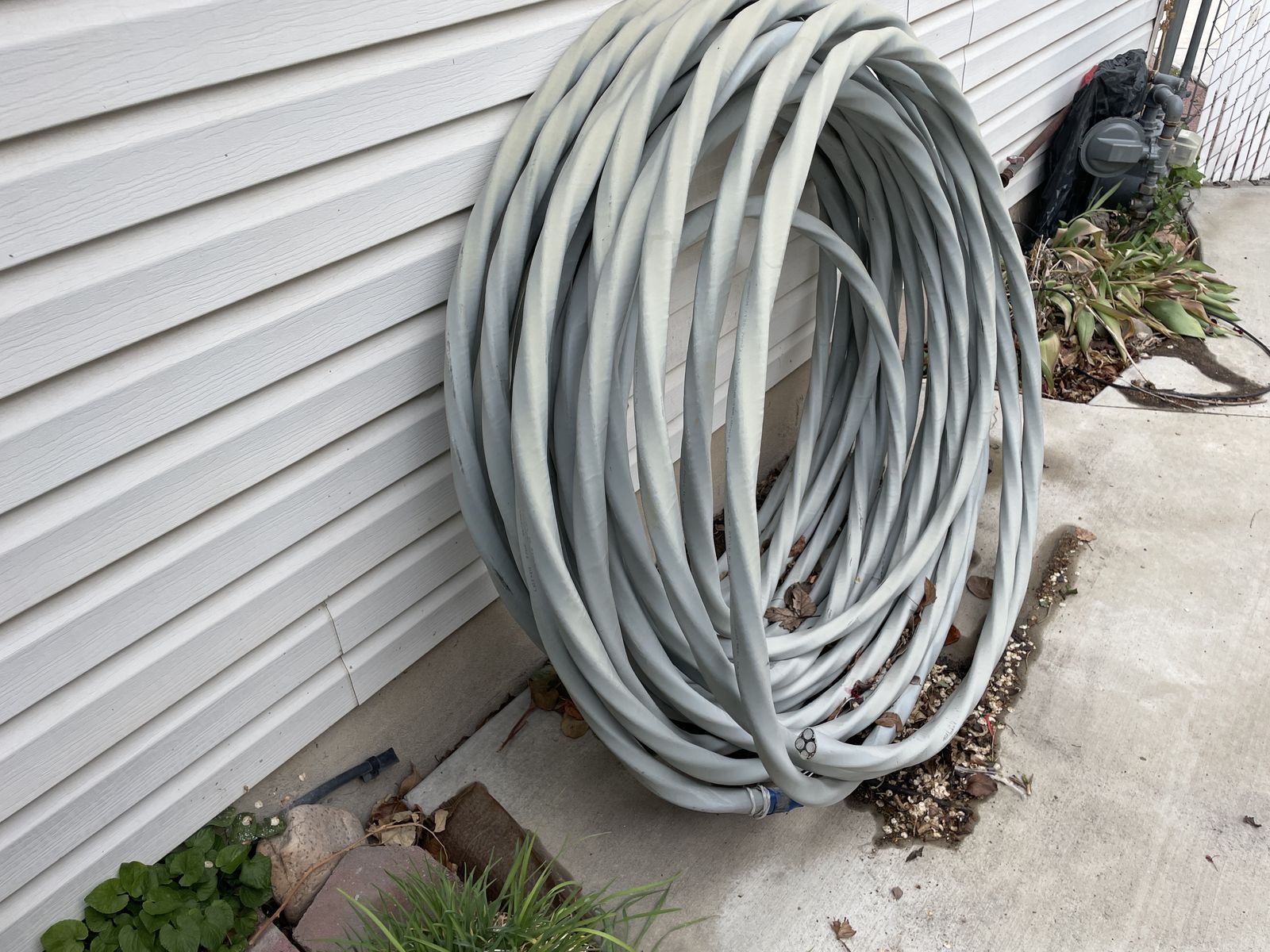 Ser 250 electrical service wire