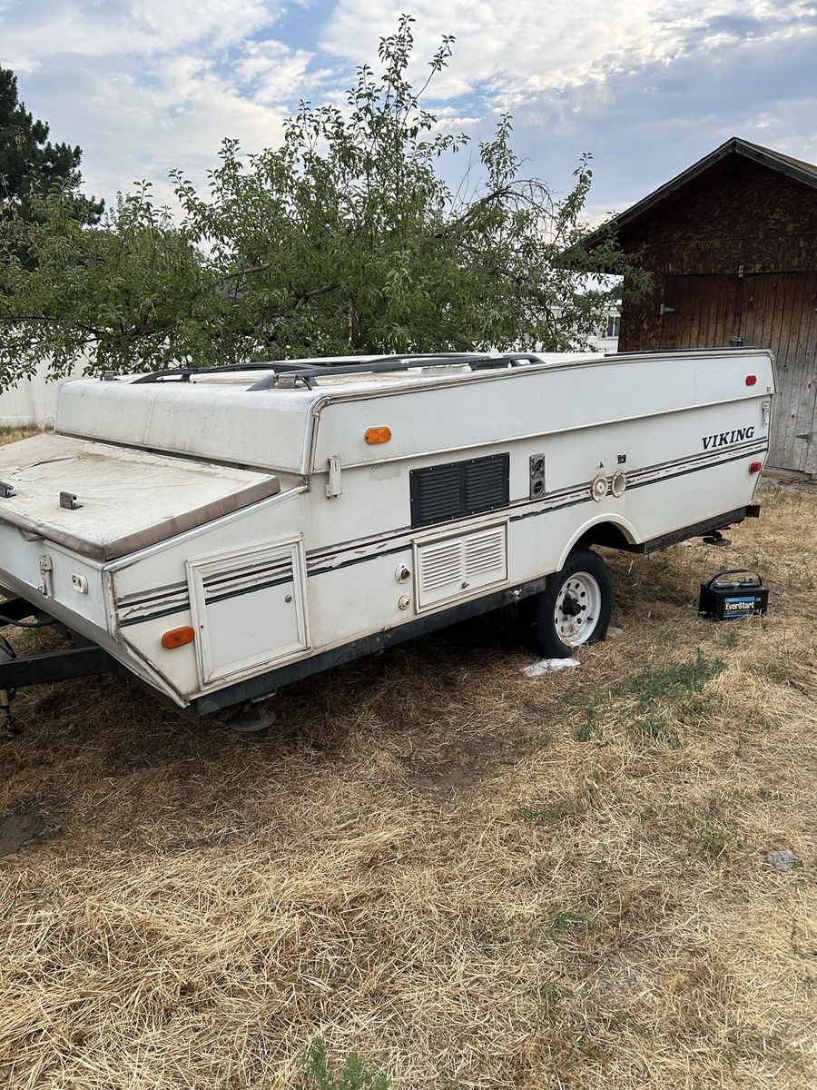 Viking Pop-Up Camper Travel Trailer with Spare Tire - Used