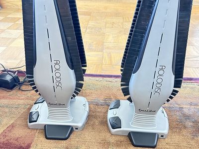 Excalibur Rolodisc twin rotating CD towers