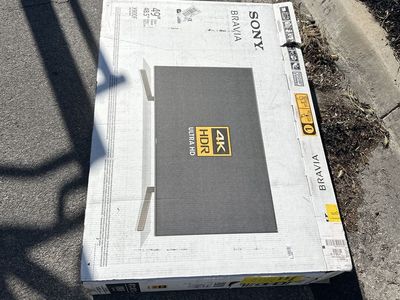 Sony Bravia X900F 49" 4K HDR Ultra HD Smart TV - Open Box. Does not work. 5 red lights