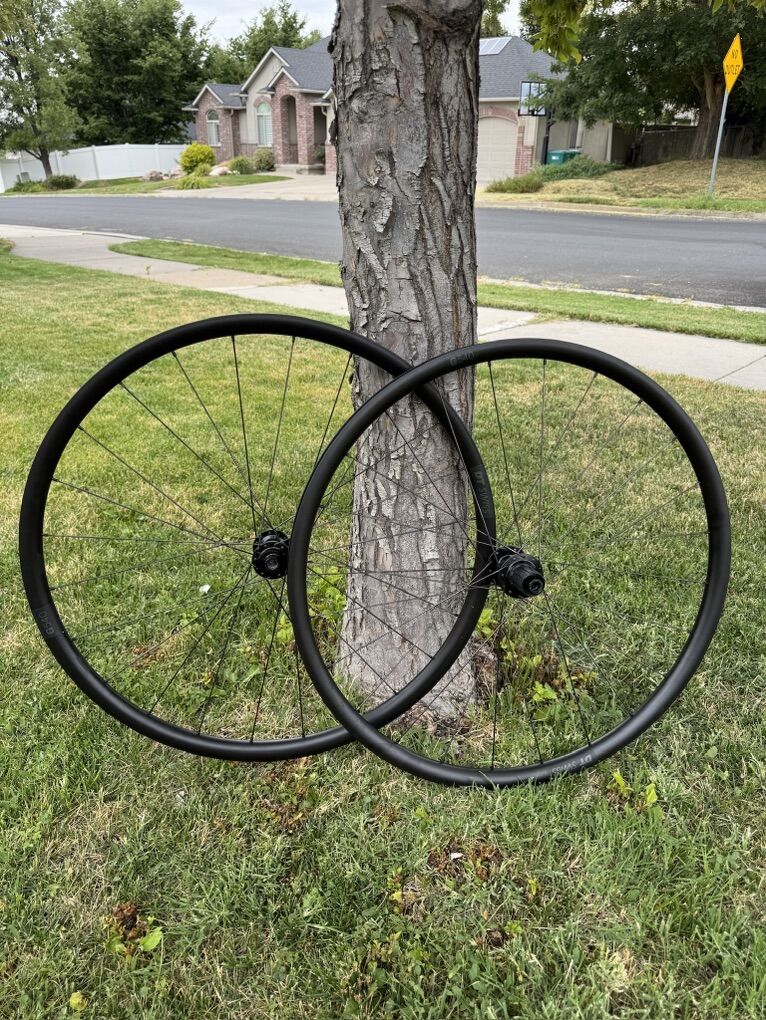 DT SWISS GR540 Wheelset 700C *See Description*