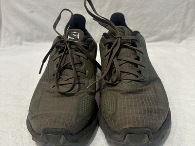 Salomon alpha Cross youth size 6 olive green WP trail shoes