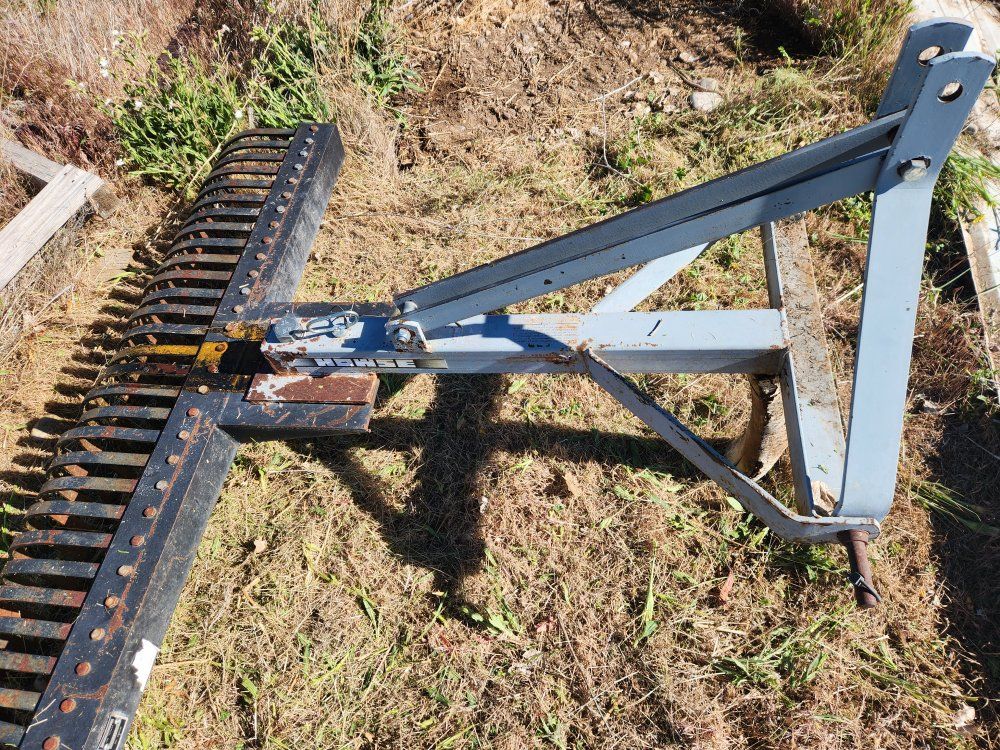 Howse 3-pt landscape rake