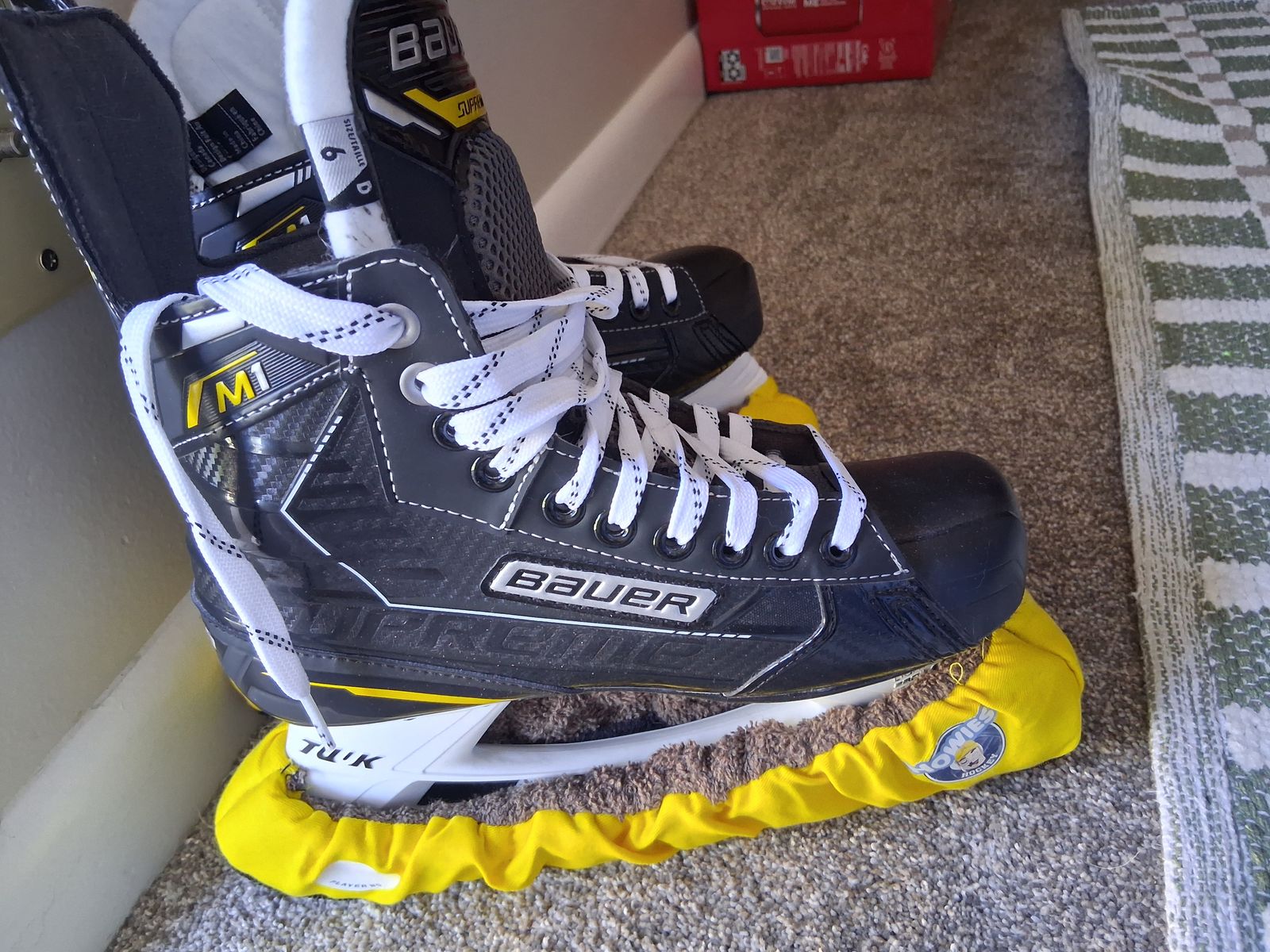 Bauer Ice Skates