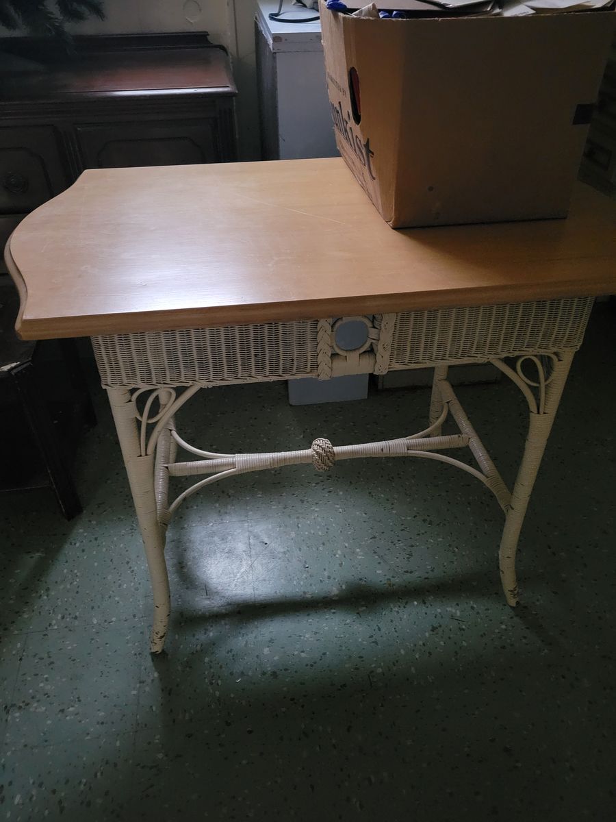Main image 3