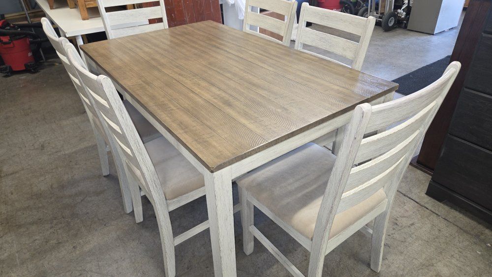 🪑7 Piece Dining Table and Chair Set