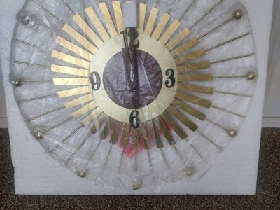 22" Gold Sunburst Wall Clock (NEW)