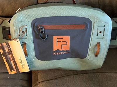 Fishpond Thunderhead Submersible Lumbar