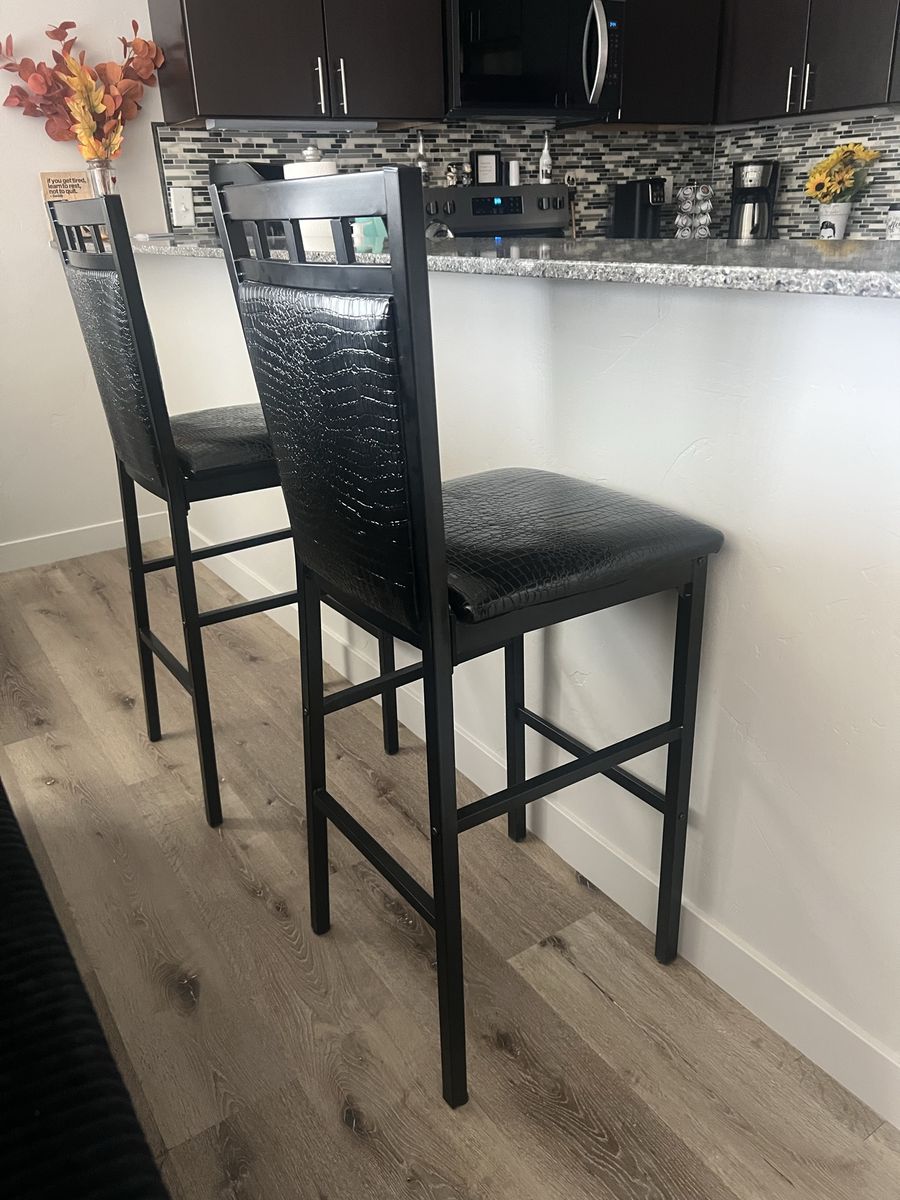 Black Bar Height Bar Stools (Set of 2) - Faux Croc Upholstery